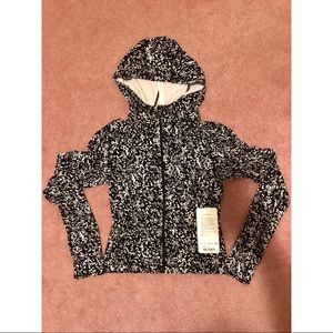 Lululemon Move With Ease jacket size 6
